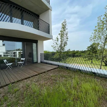 山景别墅公寓 In A Beautiful Landscape Appartamento *